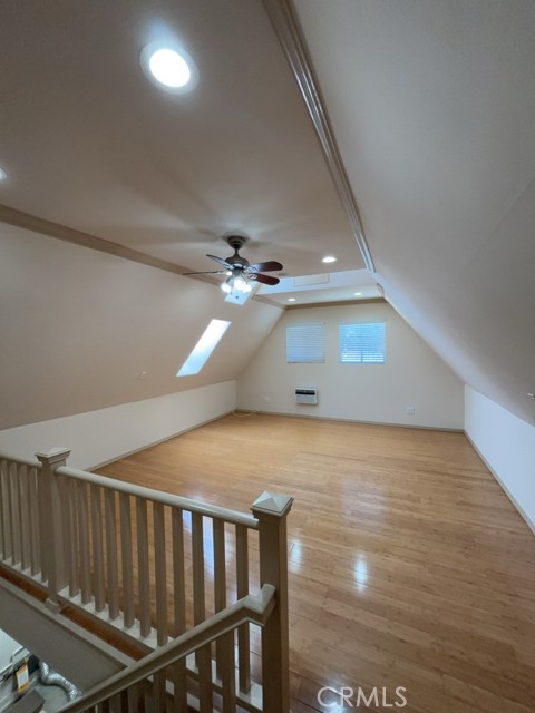 211 South Keystone Street photo 14