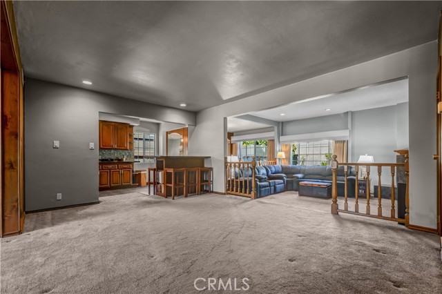 Image 4 of 33 For 6337 Droxford St