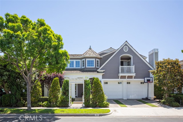 Detail Gallery Image 1 of 1 For 7 Castaways North, Newport Beach,  CA 92660 - 6 Beds | 5/1 Baths