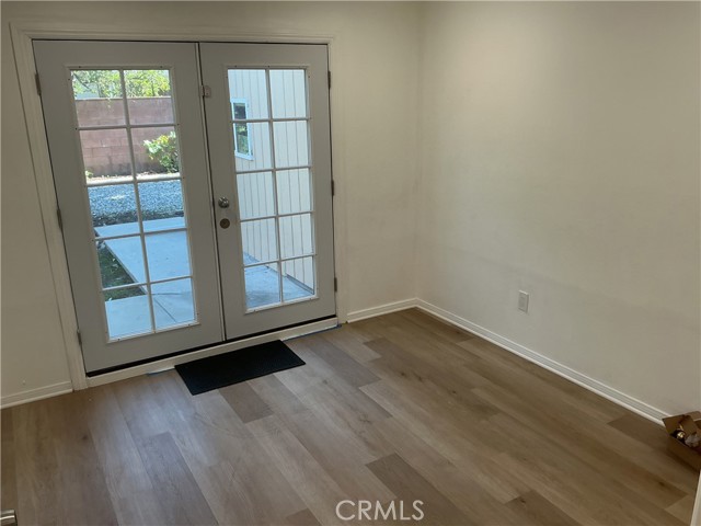 Detail Gallery Image 10 of 15 For 17734 Baltar St, Reseda,  CA 91335 - 6 Beds | 2 Baths