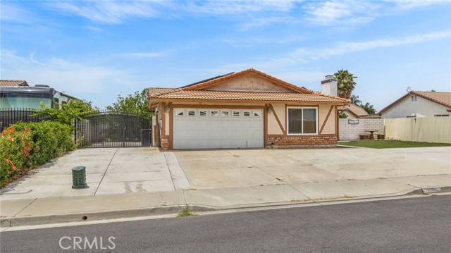 13067 Alexis Drive, Moreno Valley CA: https://media.crmls.org/medias/6dc2da80-6be2-428e-beab-7607c2d24e02.jpg