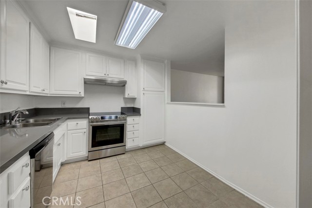 Detail Gallery Image 8 of 30 For 65 N Allen Ave #305,  Pasadena,  CA 91106 - 2 Beds | 2 Baths