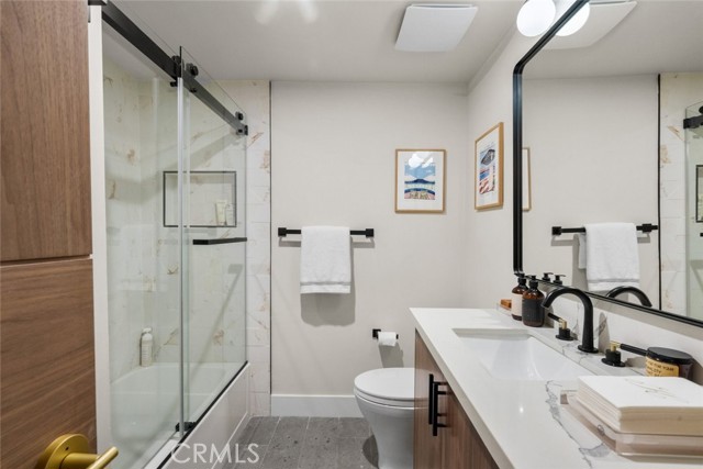 Detail Gallery Image 16 of 29 For 9000 Cynthia St #302,  West Hollywood,  CA 90069 - 2 Beds | 2 Baths