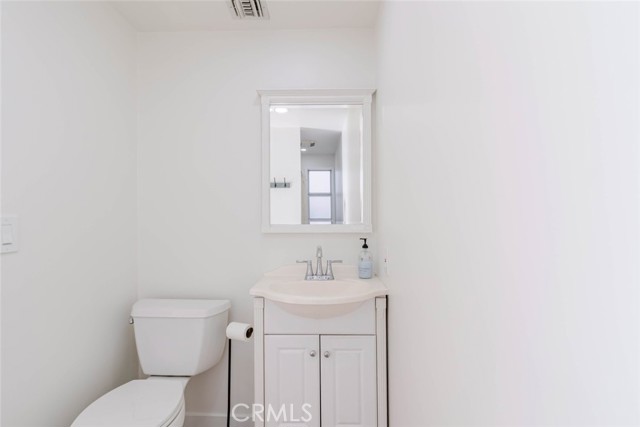 Detail Gallery Image 12 of 23 For 13716 Judd St, Pacoima,  CA 91331 - 2 Beds | 1 Baths