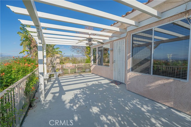 Detail Gallery Image 28 of 45 For 22440 Skylake Pl, Saugus,  CA 91390 - 5 Beds | 3/1 Baths