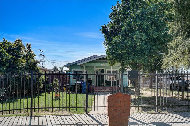 Image 2 for 6900 S Halldale Ave, Los Angeles, CA 90047