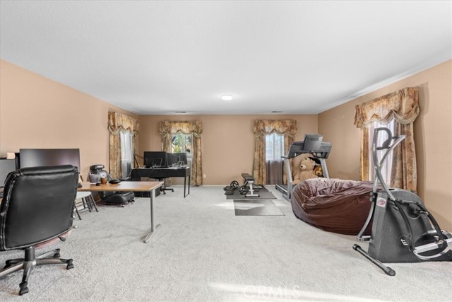 11868 Bunker Hill Drive, Rancho Cucamonga CA: https://media.crmls.org/medias/6dc50241-8dae-477c-97ca-ab630a2437b5.jpg