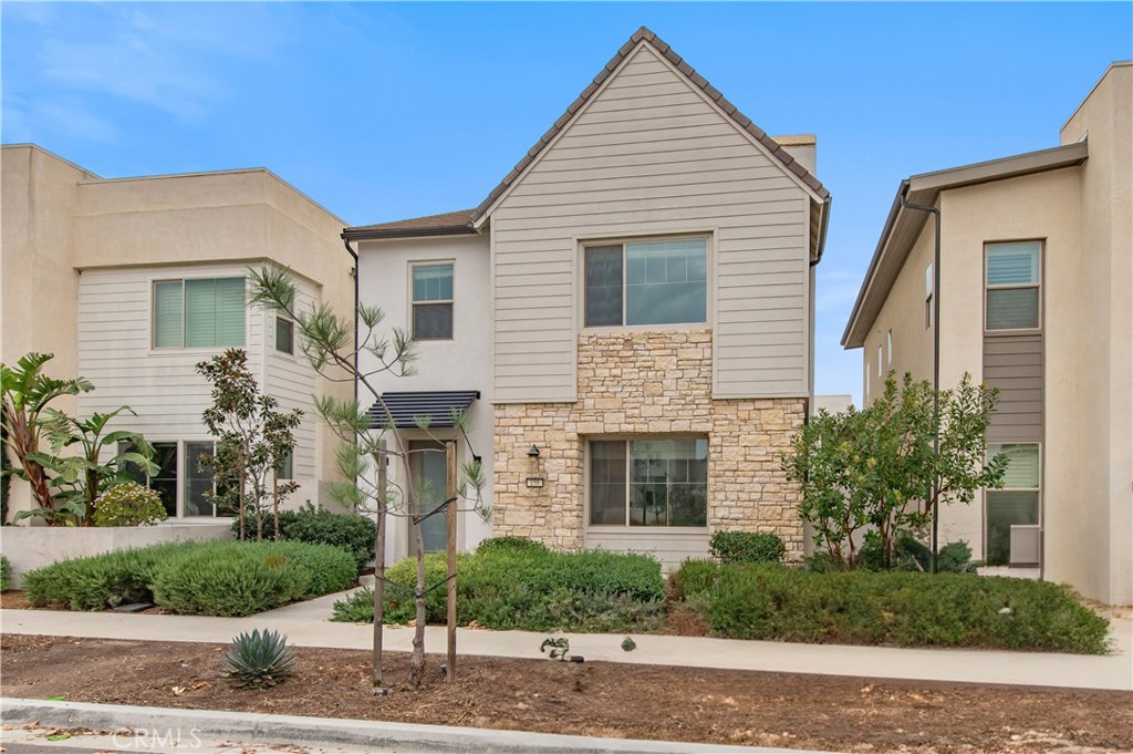 MLS #OC25280900 image #1