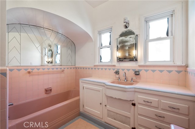 Detail Gallery Image 20 of 44 For 1331 S Beacon St, San Pedro,  CA 90731 - 3 Beds | 1/1 Baths