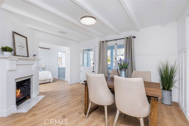 Detail Gallery Image 9 of 14 For 624 Emerald, Redondo Beach,  CA 90277 - 2 Beds | 2 Baths