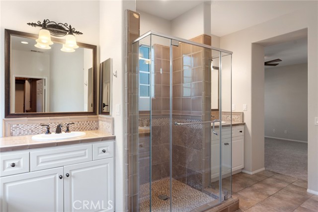 MLS #OC25229086 image #25