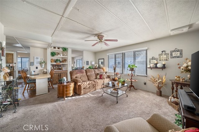 Detail Gallery Image 3 of 32 For 334 Partridge, Paso Robles,  CA 93446 - 2 Beds | 2 Baths