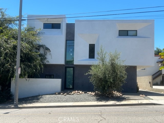 4610 E 4th St., Long Beach, CA 90814