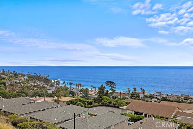 21702 Ocean Vista Drive, Laguna Beach CA: https://media.crmls.org/medias/6dc6dea0-b864-4464-b258-5d9939530d84.jpg