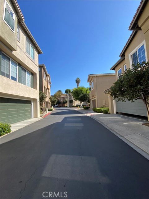 Detail Gallery Image 6 of 19 For 1101 Victoria Way, La Habra,  CA 90631 - 3 Beds | 2/1 Baths