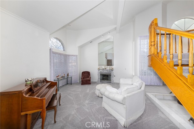 Detail Gallery Image 7 of 58 For 13259 Country Club, Victorville,  CA 92395 - 4 Beds | 3 Baths