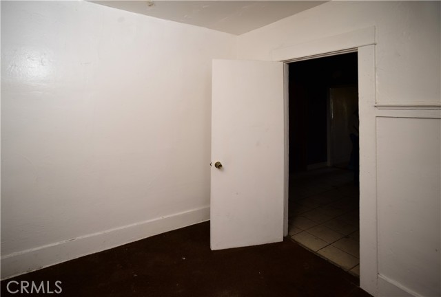 Detail Gallery Image 15 of 21 For 142 W 58th, Los Angeles,  CA 90037 - 2 Beds | 1 Baths