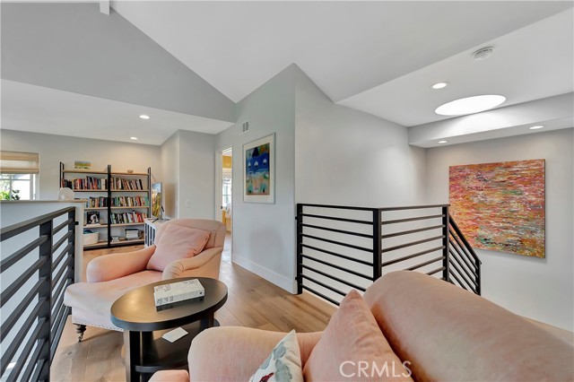 19325 Peachtree Lane, Huntington Beach CA: https://media.crmls.org/medias/6dc86858-af5b-4664-80e1-7d269377d0fb.jpg