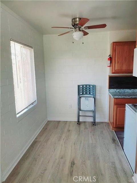 Detail Gallery Image 10 of 28 For 15521 4th, Victorville,  CA 92395 - – Beds | – Baths