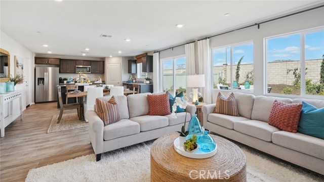 Detail Gallery Image 3 of 15 For 31131 London Plane Dr, Winchester,  CA 92596 - 4 Beds | 3 Baths