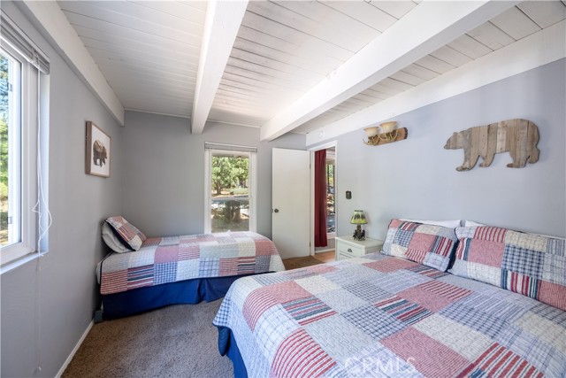 41747 Comstock Lane, Big Bear Lake CA: https://media.crmls.org/medias/6dc92f19-eeed-419d-a339-ce7211fb0549.jpg