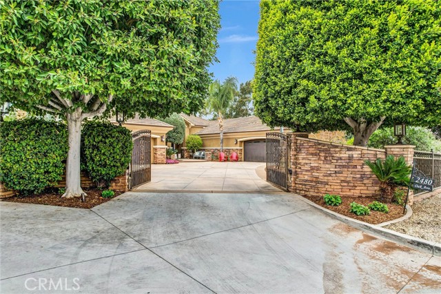 Image 1 of 75 For 2480 Oak Avenue