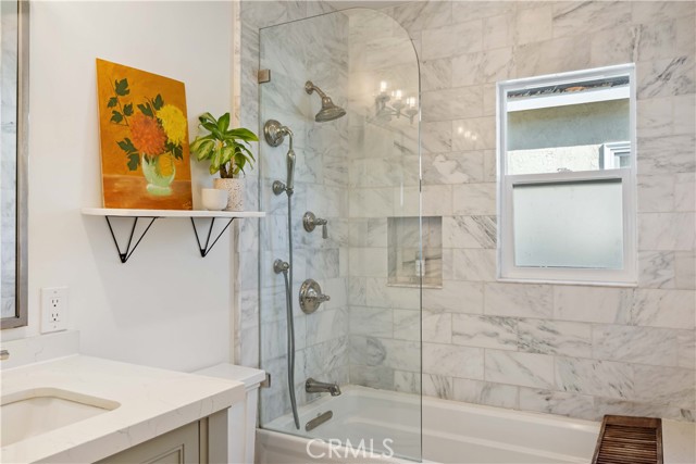 316 Claremont photo 44
