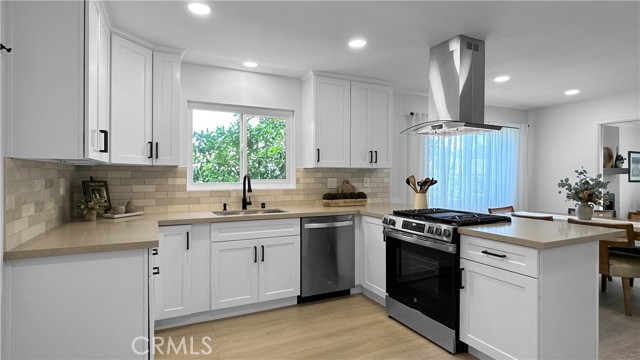 Detail Gallery Image 24 of 34 For 969 Adelante, Los Angeles,  CA 90042 - 4 Beds | 3 Baths