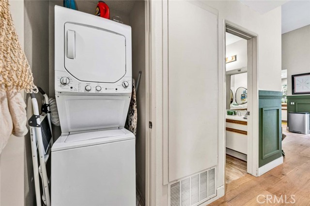 Detail Gallery Image 14 of 21 For 429 Deerfield, Irvine,  CA 92606 - 2 Beds | 1 Baths