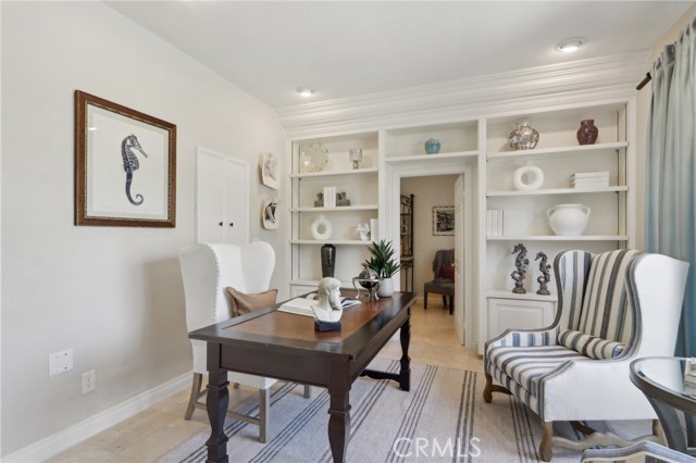 5347 Hinton Avenue, Woodland Hills CA: https://media.crmls.org/medias/6dcb39fa-c204-4893-8ea8-8d407a5ebd52.jpg