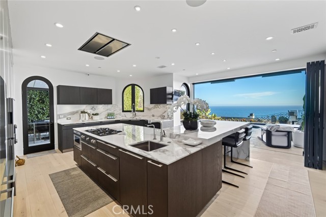 922 EMERALD BAY, Laguna Beach CA: https://media.crmls.org/medias/6dccfdad-4da5-478b-a286-4d1b944eefb8.jpg