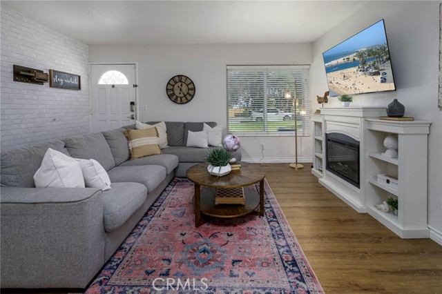 Detail Gallery Image 14 of 35 For 1546 Tilson Cir, Corona,  CA 92882 - 3 Beds | 2 Baths