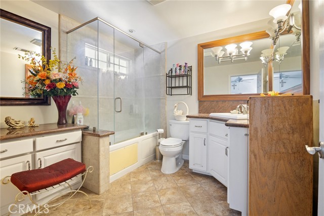 23900 Darbun Drive, Newhall CA: https://media.crmls.org/medias/6dcd67d2-7d37-4d9c-8c04-999b6d7ed1cd.jpg