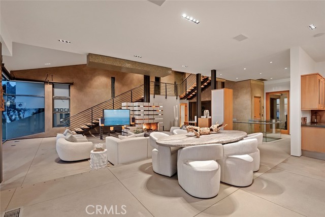 Detail Gallery Image 27 of 75 For 2665 Victoria Dr, Laguna Beach,  CA 92651 - 5 Beds | 4/2 Baths