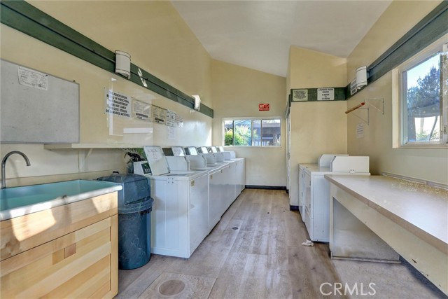 Detail Gallery Image 23 of 27 For 93 Streamwood, Irvine,  CA 92620 - 2 Beds | 1 Baths