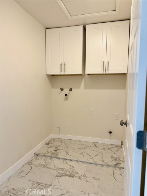 Detail Gallery Image 14 of 16 For 810 W Compton Blvd #7,  Compton,  CA 90220 - 2 Beds | 1/1 Baths