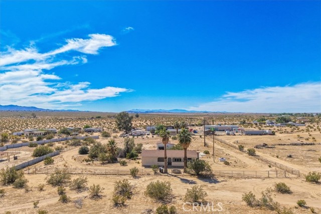 Detail Gallery Image 3 of 60 For 4611 Oasis, Twentynine Palms,  CA 92277 - 2 Beds | 1 Baths