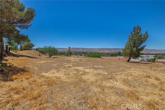 4819 Columbia Way, Lancaster CA: https://media.crmls.org/medias/6dd2f219-28f3-4105-be6c-0cf46e880244.jpg