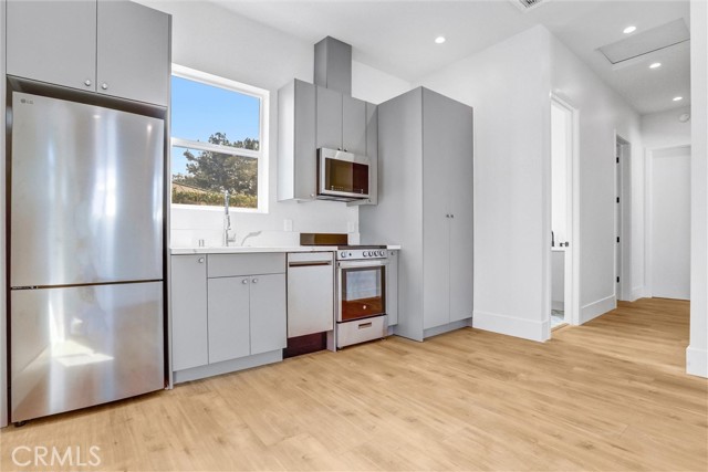 Detail Gallery Image 44 of 61 For 8626 Lubao Ave, Winnetka,  CA 91306 - – Beds | – Baths