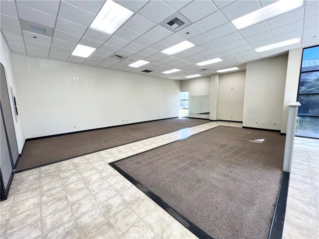 424 E Yosemite, Merced, California 95340, ,Commercial Lease,For Rent,424 E Yosemite,CRMC25022856