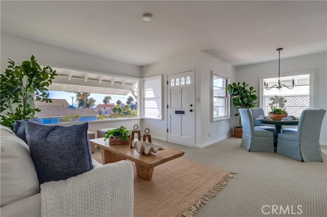 Detail Gallery Image 6 of 62 For 976 W 37th St, San Pedro,  CA 90731 - 4 Beds | 3 Baths