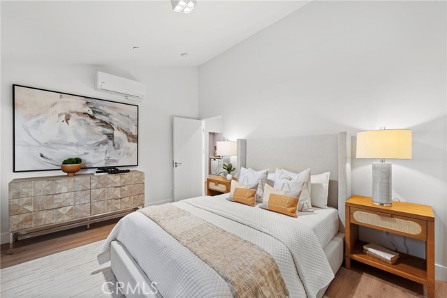 Detail Gallery Image 24 of 29 For 1318 Outrigger Dr, Corona Del Mar,  CA 92625 - 4 Beds | 4/1 Baths
