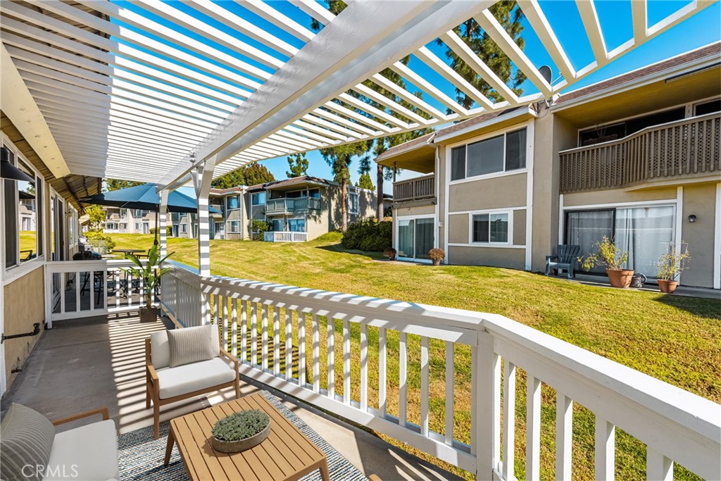 MLS #OC25249285 image #17