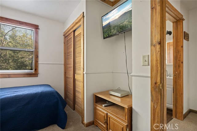 33133 Ridge Road, Arrowbear CA: https://media.crmls.org/medias/6dd648a9-b61b-4e44-ab64-481552d62436.jpg