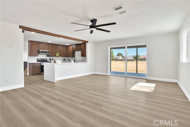 Detail Gallery Image 16 of 31 For 20357 Shoshonee Rd, Apple Valley,  CA 92307 - 3 Beds | 2 Baths