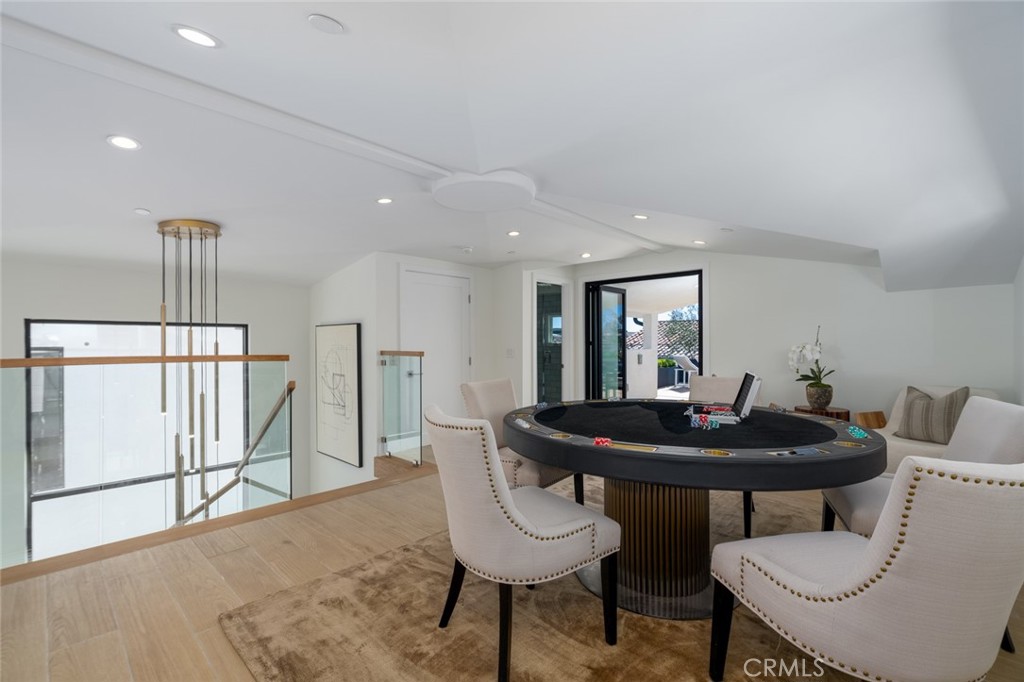 6dd699fa Aacc 4a78 B704 515d60bc676b