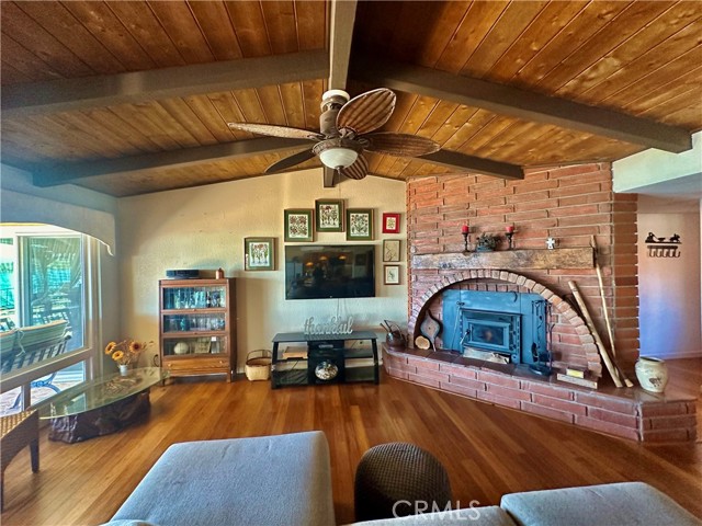 Detail Gallery Image 10 of 41 For 26576 Bluewater, Helendale,  CA 92342 - 2 Beds | 2 Baths