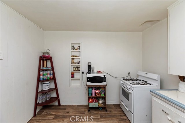 Detail Gallery Image 9 of 19 For 24976 7th St, San Bernardino,  CA 92410 - 2 Beds | 1 Baths