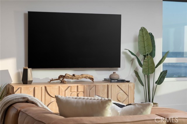 Detail Gallery Image 12 of 67 For 516 S S the Strand, Oceanside,  CA 92054 - 8 Beds | 9 Baths