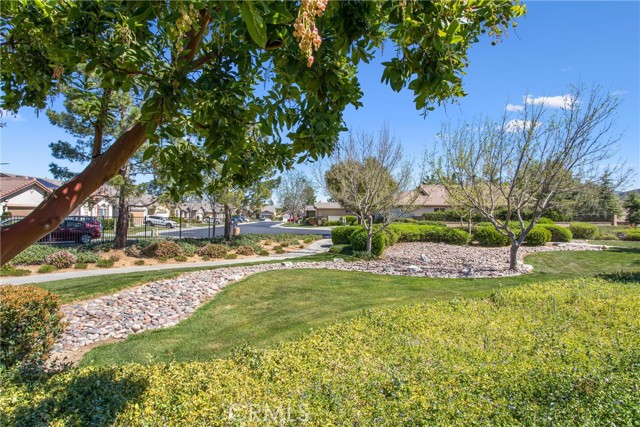 Detail Gallery Image 30 of 42 For 174 Potter Creek, Beaumont,  CA 92223 - 3 Beds | 2 Baths